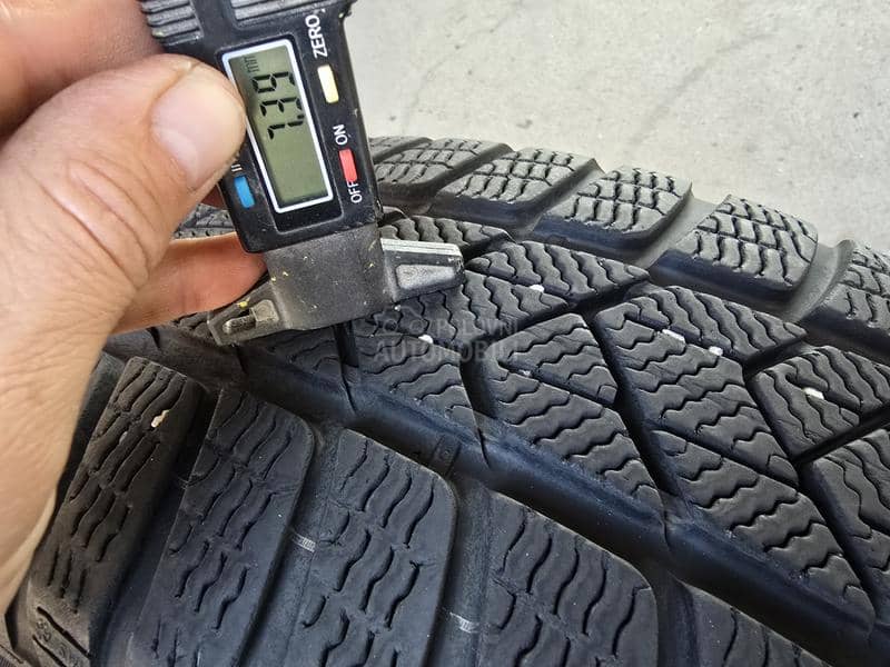 Pirelli 225/55 R17 Zimska