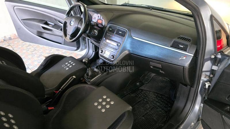 Fiat Grande Punto 1.4 b.  SPORT