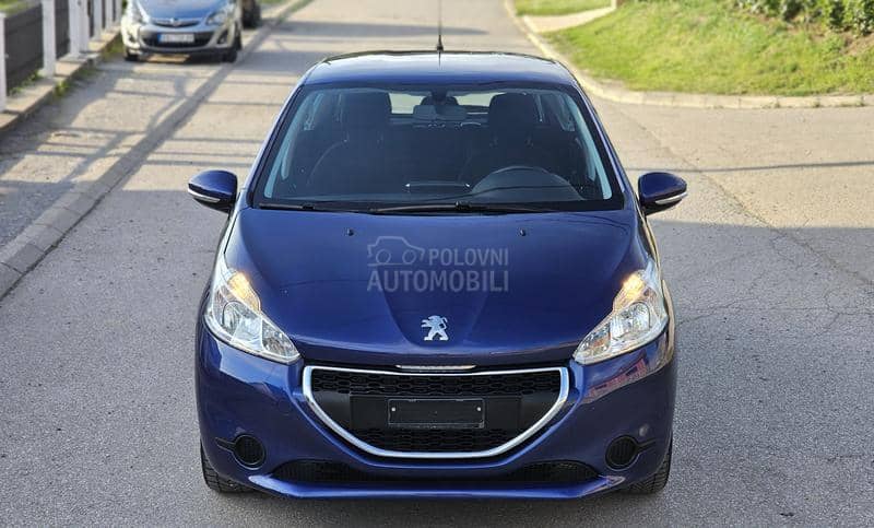 Peugeot 208 1.2 VTi, CH