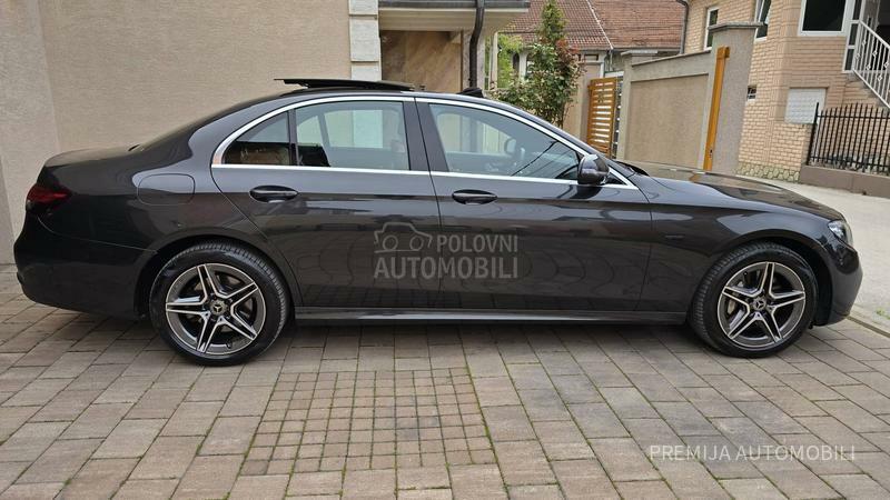 Mercedes Benz E 300 DE AMG