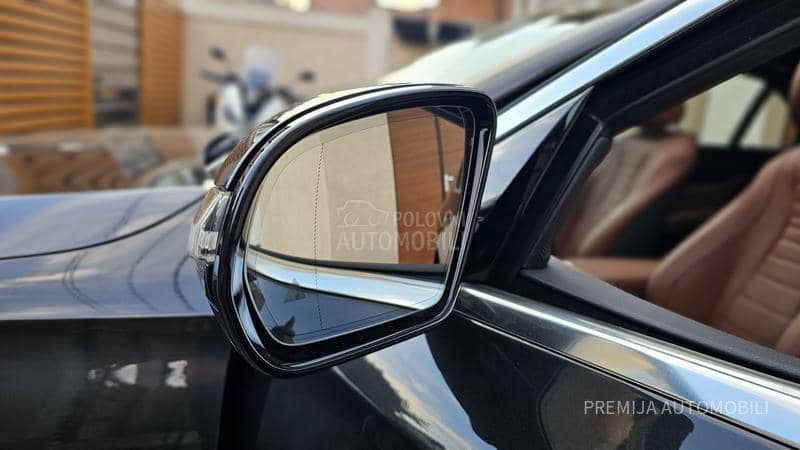 Mercedes Benz E 300 DE AMG