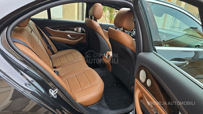 Mercedes Benz E 300 DE AMG