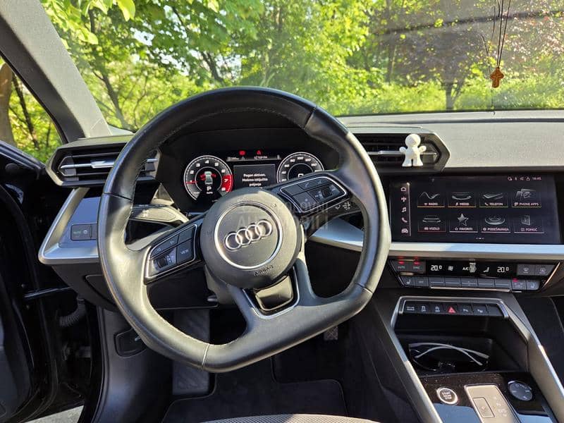 Audi A3 S-Line TFSI Limuzina