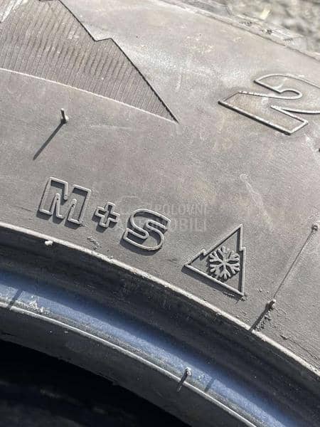 Tigar 215/65 R17 Zimska