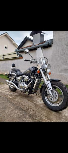 Suzuki Marauder vz 800