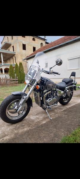 Suzuki Marauder vz 800