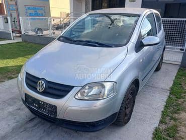 karoserija za Volkswagen Fox od 2002. do 2008. god.