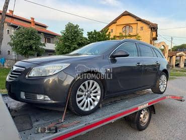 Delovi za Opel Insignia 2.0cdt 2011. god.
