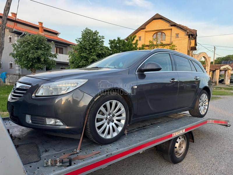 Delovi za Opel Insignia 2.0cdt 2011. god.