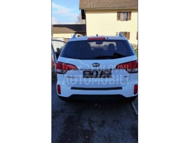 Kaseta - fioka za Kia Sorento od 2010. do 2015. god.