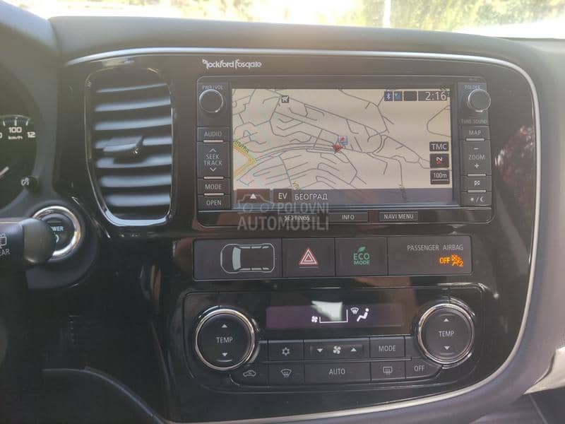 Mitsubishi Outlander 