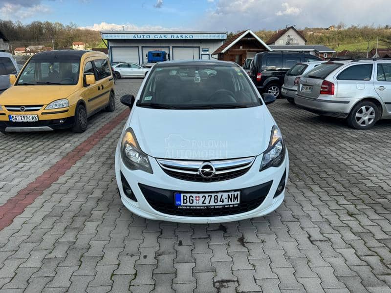Opel Corsa D OPC Line
