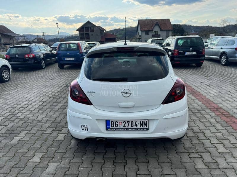 Opel Corsa D OPC Line