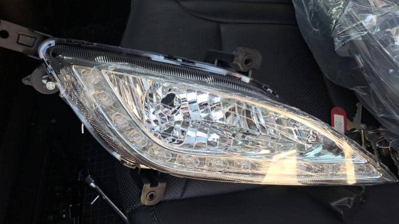 Maglenka sa led dnevnim