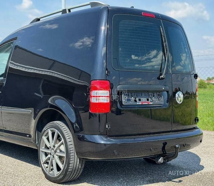 Volkswagen Caddy 1.6 TDI / NAV / DSG