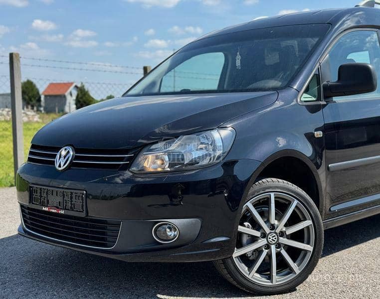Volkswagen Caddy 1.6 TDI / NAV / DSG