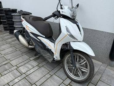 piaggio beverly 300