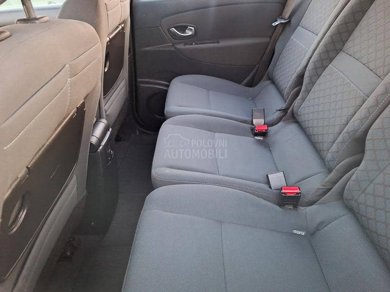 Renault Scenic TCE 130