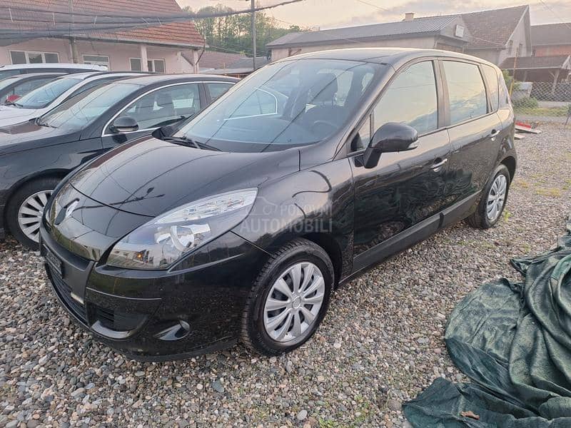 Renault Scenic TCE 130