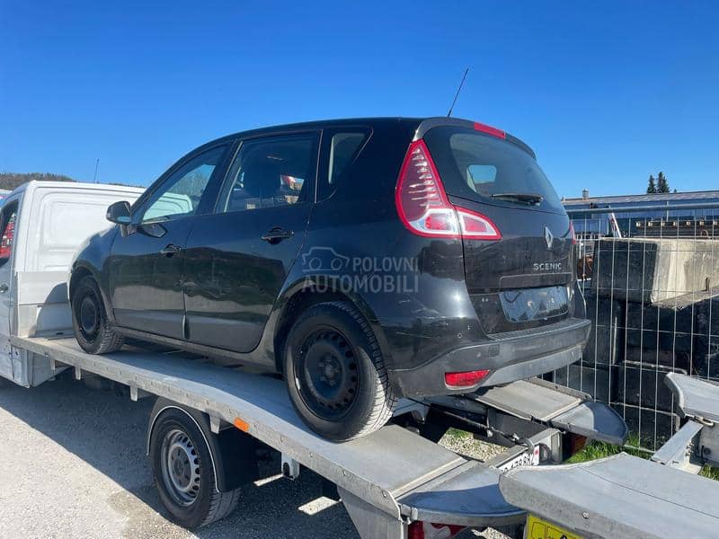 Renault Scenic TCE 130