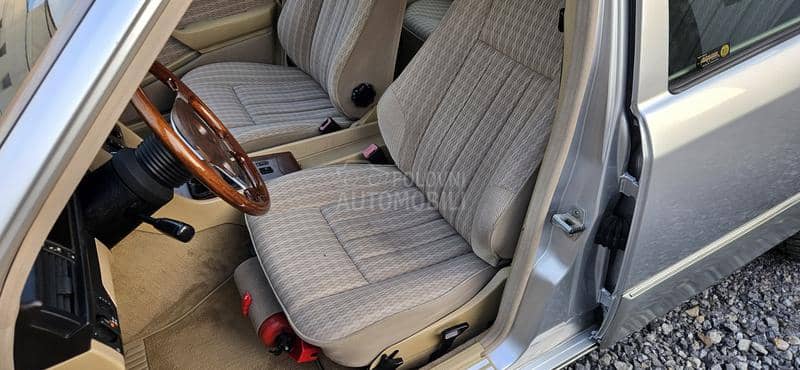 Mercedes Benz W124 