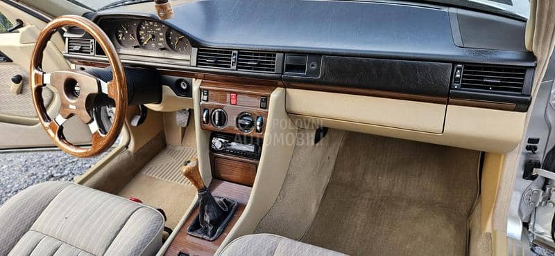 Mercedes Benz W124 