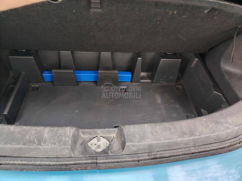 Opel Agila 1.2