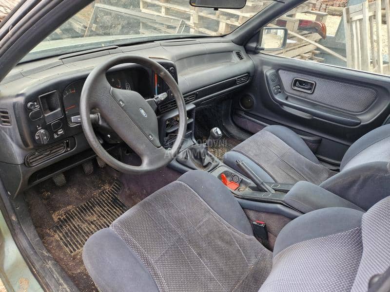 Ford Scorpio 