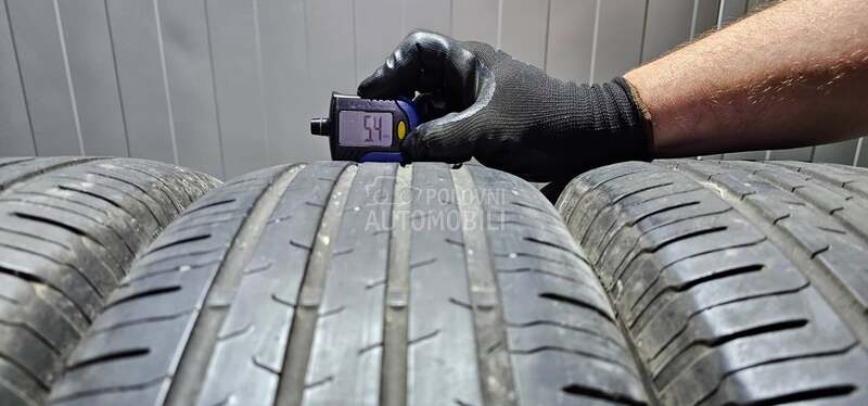 Continental 215/65 R17 Letnja