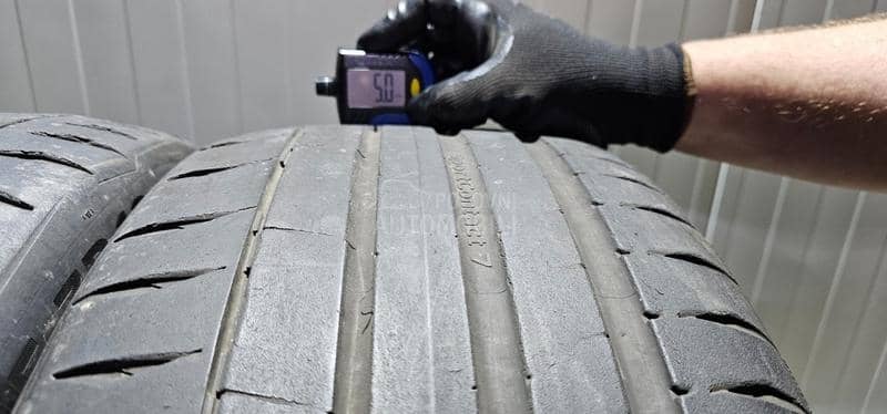 Continental 245/45 R19 Letnja