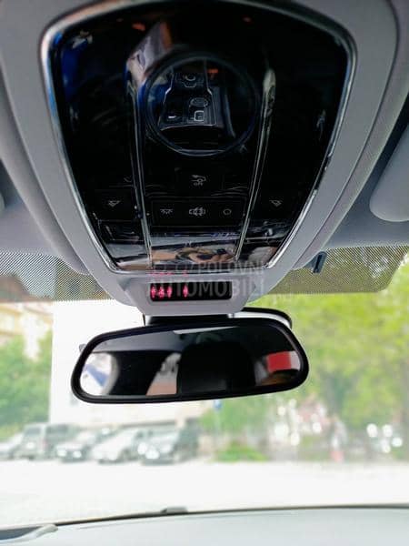 Peugeot 508 hybrid 4x4