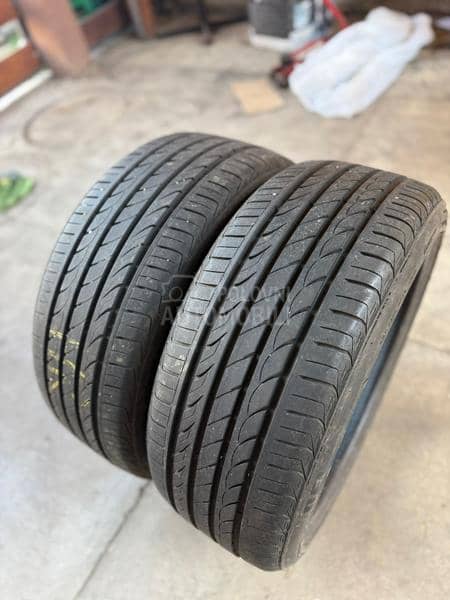 Delinte 215/45 R18 Letnja