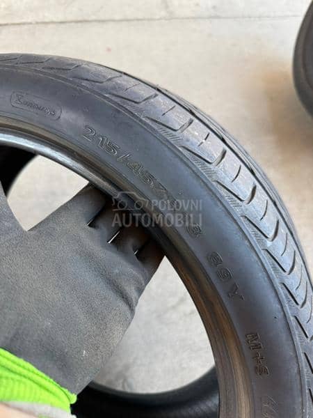 Delinte 215/45 R18 Letnja
