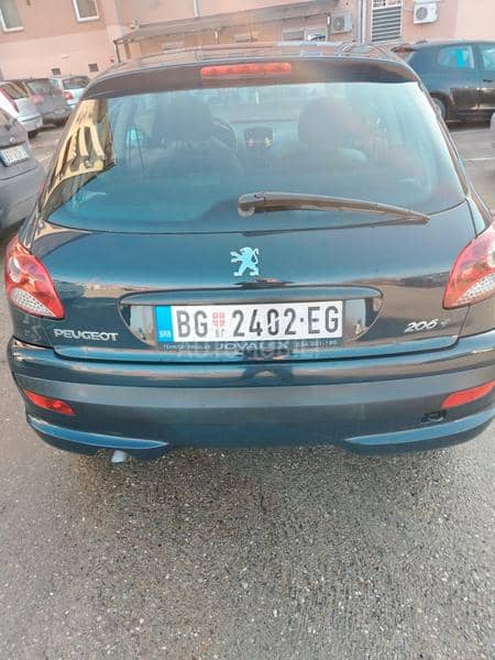 Peugeot 206 plus 1,2