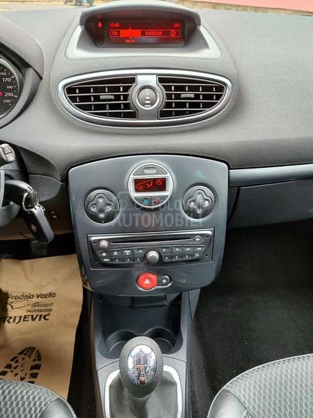 Renault Clio 1.2i 16v SVAJCARSKA