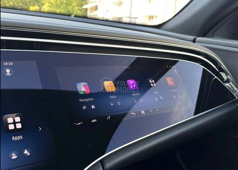 Mercedes Benz E 200 AMG SUPERSCREEN