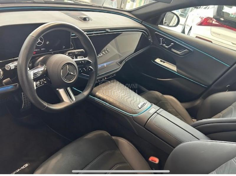 Mercedes Benz E 200 AMG SUPERSCREEN