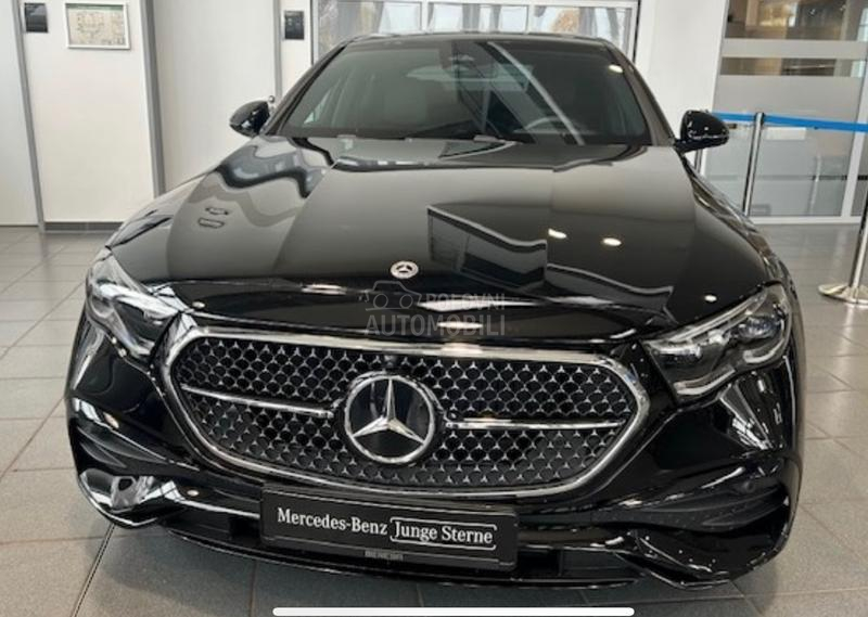 Mercedes Benz E 200 AMG SUPERSCREEN