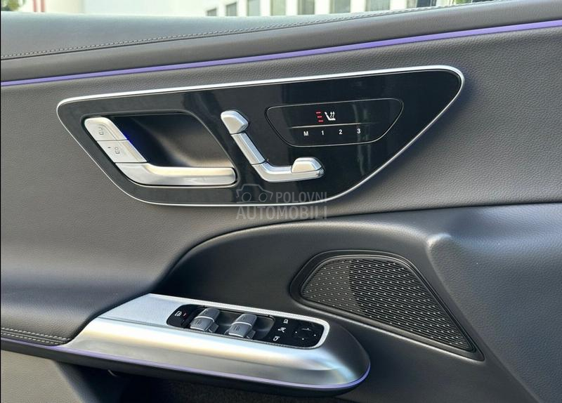 Mercedes Benz E 200 AMG SUPERSCREEN