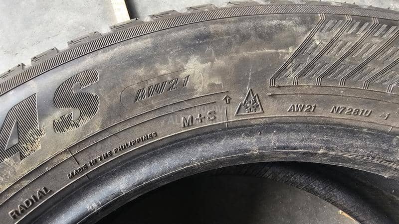 Yokohama 225/55 R17 Sve sezone