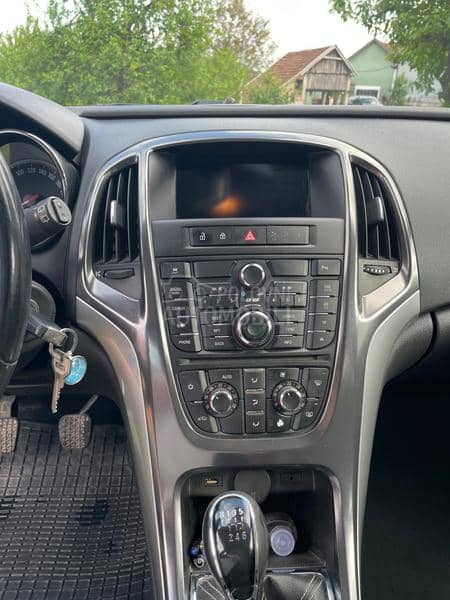 Opel Astra J 1.4
