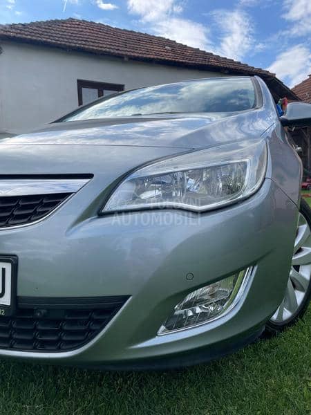 Opel Astra J 1.4