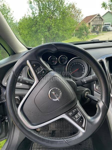 Opel Astra J 1.4