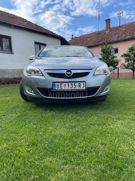 Opel Astra J 1.4
