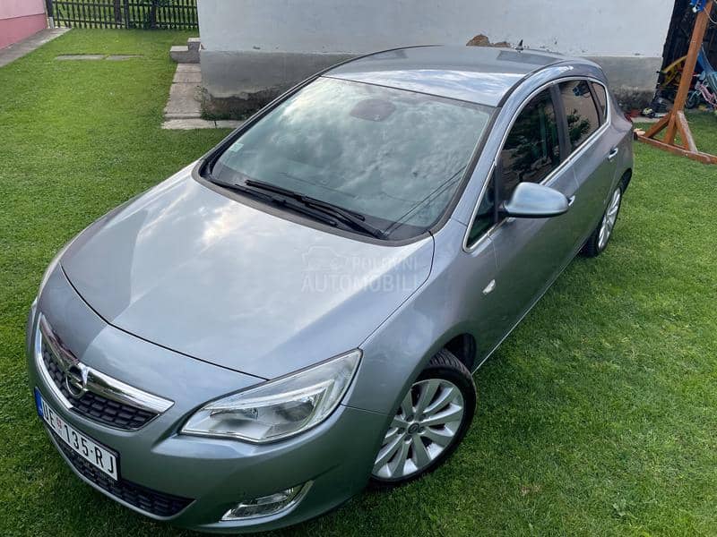 Opel Astra J 1.4