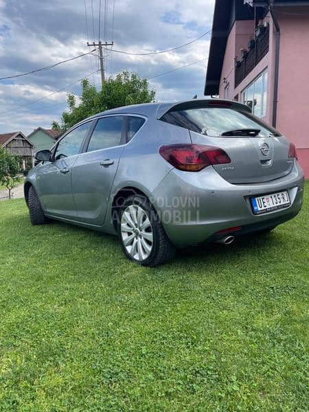 Opel Astra J 1.4