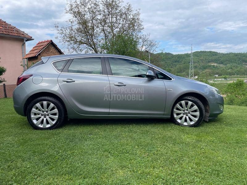 Opel Astra J 1.4