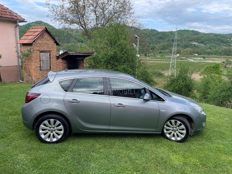 Opel Astra J 1.4