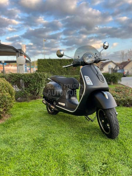 Vespa gts