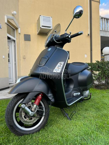 Vespa gts